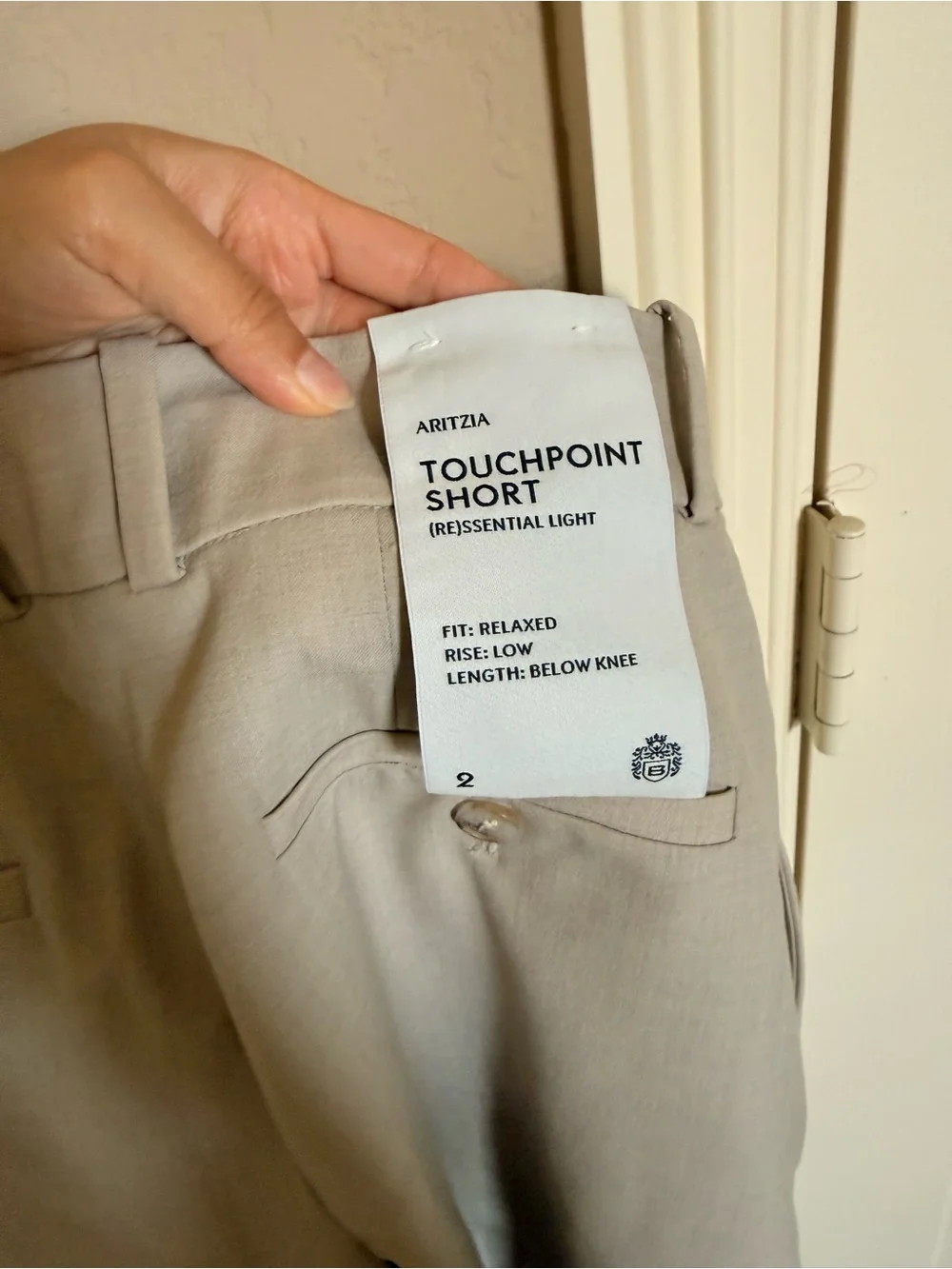 Aritzia Touchpoint Shorts - Picture 4 of 6